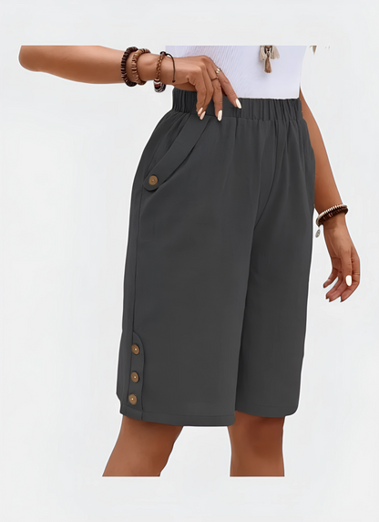 Saleni Cropped Shorts
